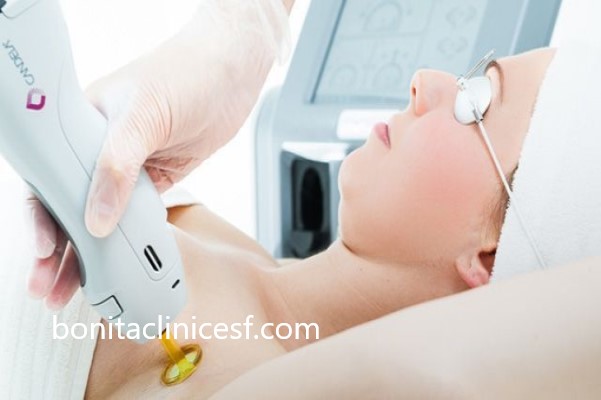 ارائه خدمات حرفه ای لیزر مو با قیمت خوب | کلینیک بنیتا اصفهان