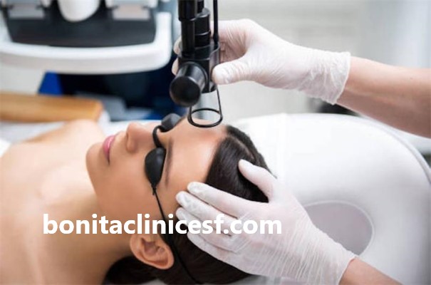 مرکز انجام لیزر co2 فرنکشال با قیمت مناسب | کلینیک بنیتا اصفهان