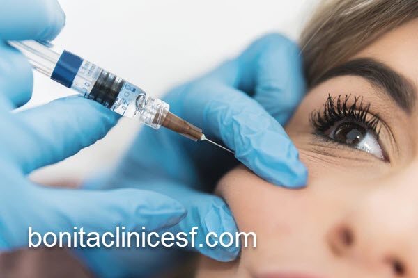 انجام مراقبت های پس از تزریق ژل برای گونه | کلینیک بنیتا اصفهان