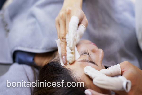 کاشت ابروی تخصصی با ظاهر زیبا و پرپشت | کلینیک بنیتا اصفهان